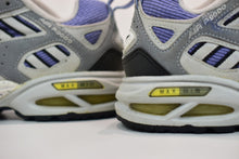 Load image into Gallery viewer, (2001) Nike Air P9000