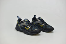 Load image into Gallery viewer, (2004) Nike Air Terra Sebec