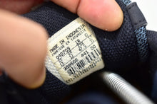Load image into Gallery viewer, (2004) Nike Air Terra Sebec