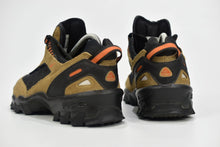 Load image into Gallery viewer, (2002) Nike ACG Barlow