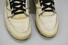 Load image into Gallery viewer, (1987) Nike Air Assault