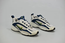 Load image into Gallery viewer, (1998) Nike Air Attest