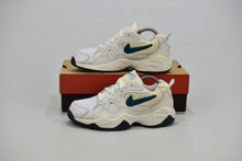 Load image into Gallery viewer, (1997) Nike Diverge