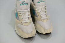 Load image into Gallery viewer, (1992) Nike Air Icarus