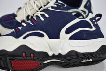 Load image into Gallery viewer, (1998) Nike Cross Trainer
