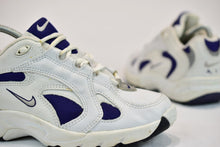 Load image into Gallery viewer, (1998) Nike Air Runners