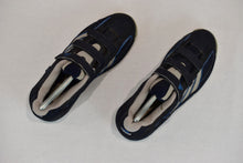 Load image into Gallery viewer, (2001) Adidas Veda