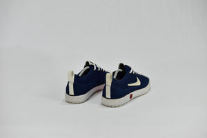 Nike shop pillar cushion