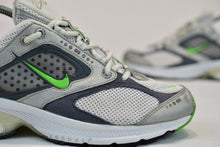 Load image into Gallery viewer, (2006) Nike Air Max Moto IV