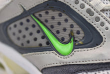 Load image into Gallery viewer, (2006) Nike Air Max Moto IV