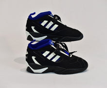 Load image into Gallery viewer, (1994) Adidas Aggressor Mid