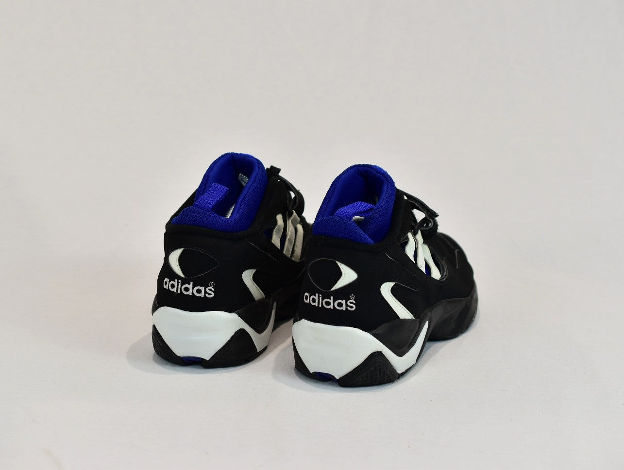 Adidas aggressor online