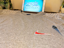 Load image into Gallery viewer, (1990&#39;s) Nike Shoulder Spellout Motif T-Shirt