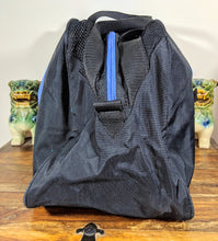 Load image into Gallery viewer, (1990&#39;s) Nike Air Jordan Duffle Bag
