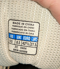 Load image into Gallery viewer, (2004) Mizuno Wave Rider 6
