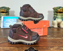 Load image into Gallery viewer, (2006) Nike Little Heliboot