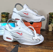 Load image into Gallery viewer, (2002) Nike Air Max Illusion