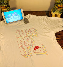 Load image into Gallery viewer, (2000&#39;s) Nike Just Do It Tee