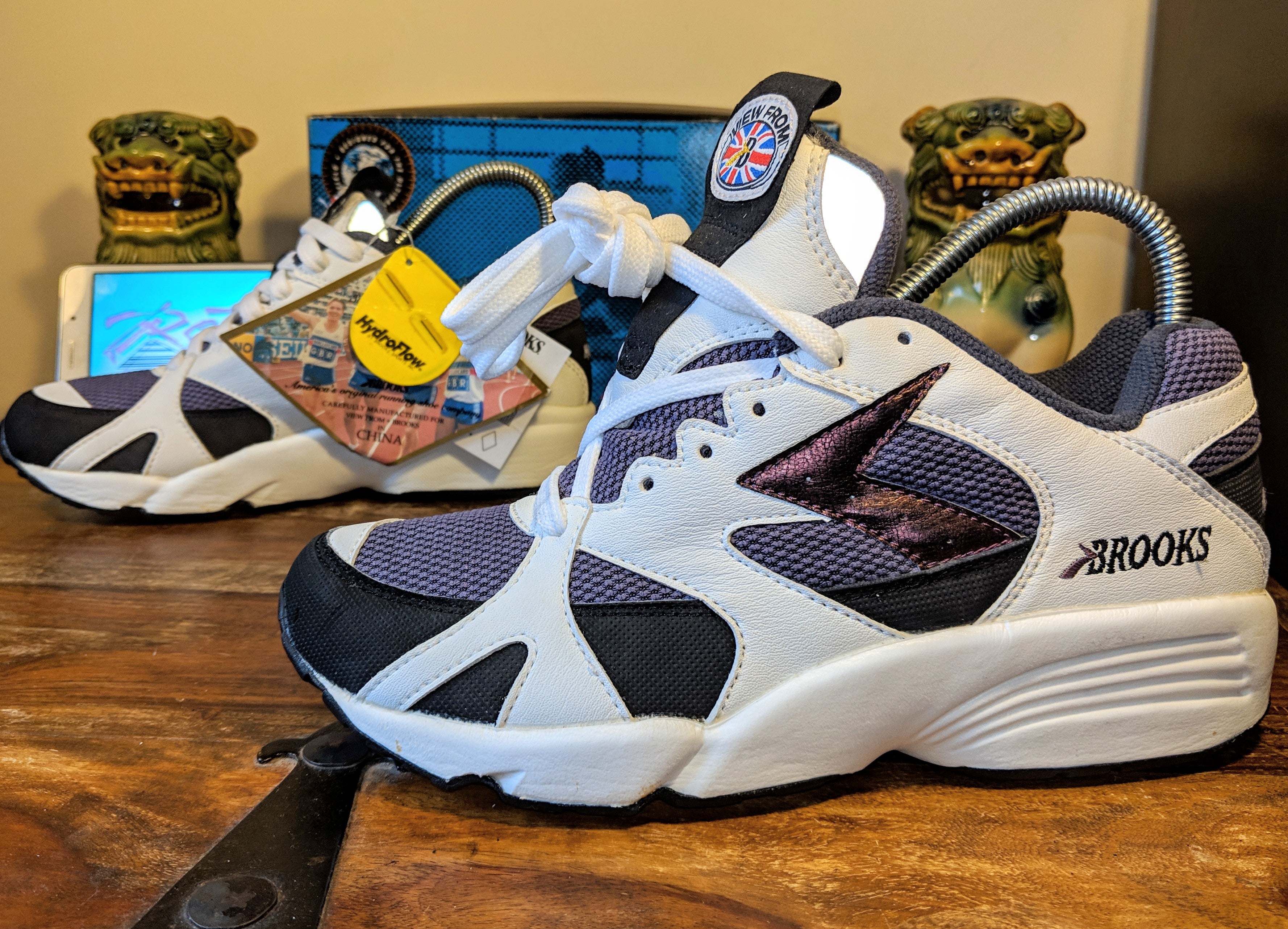 1993) Brooks Villanova VF – RetroSexual Vintage